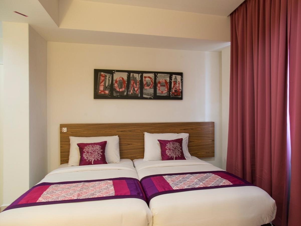 Oyo 180 V Hotel Kuala Lumpur Exterior foto